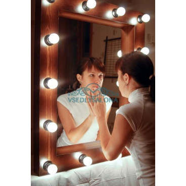 Зеркало визажиста Adrian