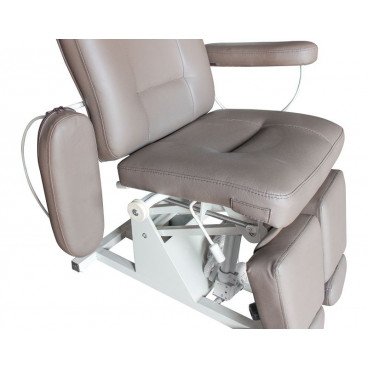 Педикюрное косметологическое кресло "ТАТЬЯНА" гидравлическое